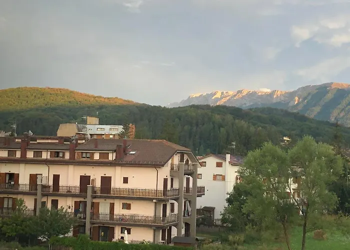 Fiore Rocca Рокка-ди-Меццо